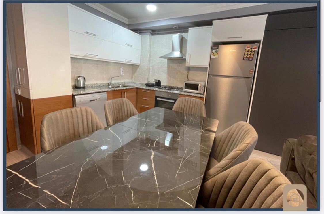 Center Apartment Istanbul Exterior foto
